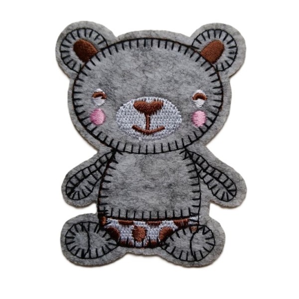 09. Broderat märke 76 x 70mm